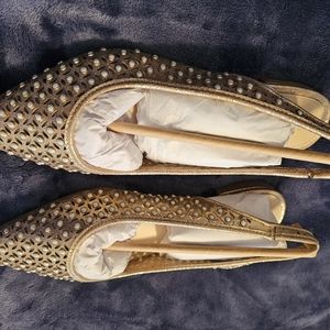 Gold Dress Shoes With White Pearls